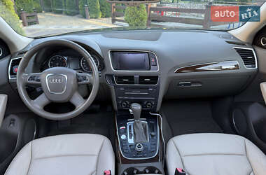 Внедорожник / Кроссовер Audi Q5 2012 в 