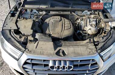 Внедорожник / Кроссовер Audi Q5 2020 в 