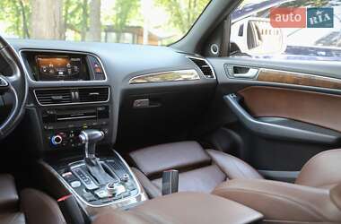 Внедорожник / Кроссовер Audi Q5 2016 в 