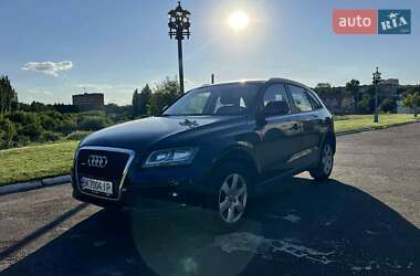 Внедорожник / Кроссовер Audi Q5 2010 в 