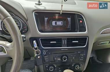 Внедорожник / Кроссовер Audi Q5 2011 в 