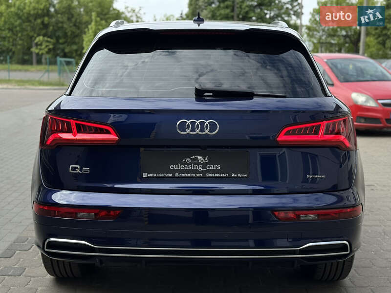 Позашляховик / Кросовер Audi Q5 2020 в Луцьку