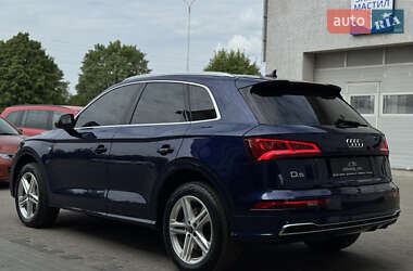 Внедорожник / Кроссовер Audi Q5 2020 в 