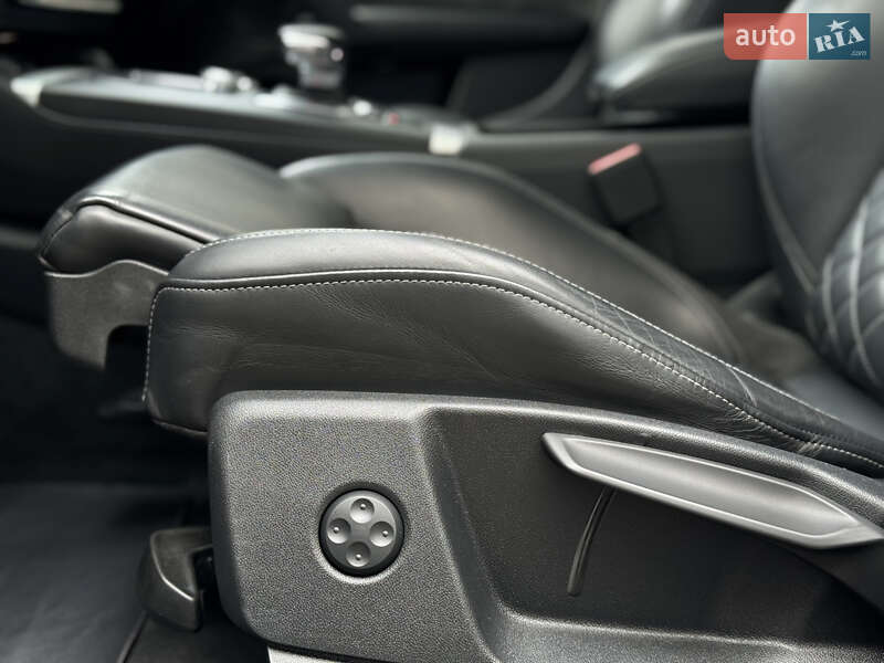 Позашляховик / Кросовер Audi Q5 2020 в Луцьку