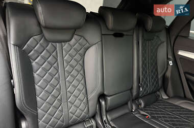 Внедорожник / Кроссовер Audi Q5 2020 в 