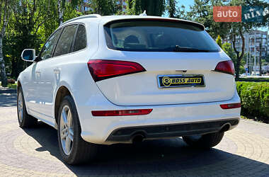 Внедорожник / Кроссовер Audi Q5 2015 в 