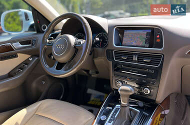 Внедорожник / Кроссовер Audi Q5 2015 в 
