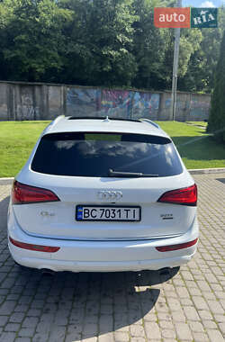 Внедорожник / Кроссовер Audi Q5 2016 в 