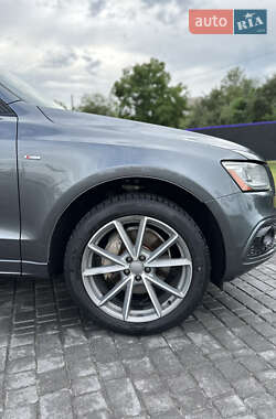 Внедорожник / Кроссовер Audi Q5 2015 в 