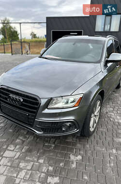 Позашляховик / Кросовер Audi Q5 2015 в Києві