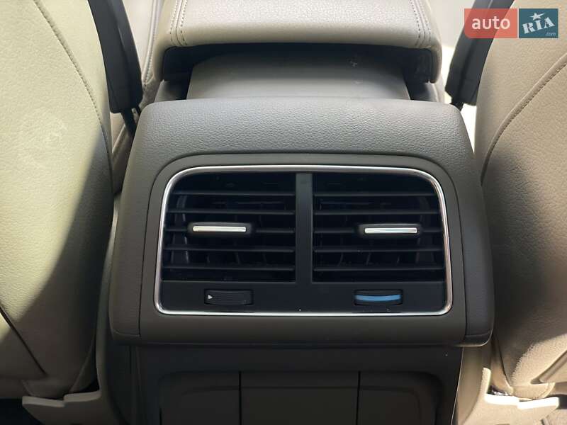 Позашляховик / Кросовер Audi Q5 2012 в Дніпрі