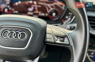 Позашляховик / Кросовер Audi Q5 2018 в 