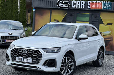 Внедорожник / Кроссовер Audi Q5 2020 в 