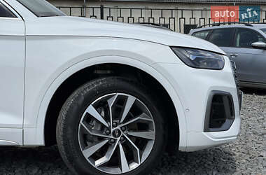 Внедорожник / Кроссовер Audi Q5 2020 в 