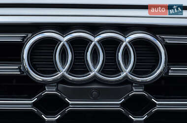 Внедорожник / Кроссовер Audi Q5 2020 в 