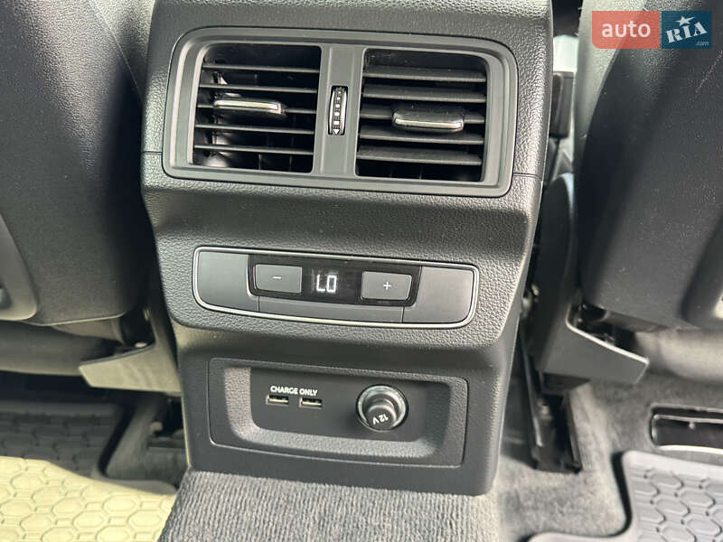 Позашляховик / Кросовер Audi Q5 2020 в Стрию