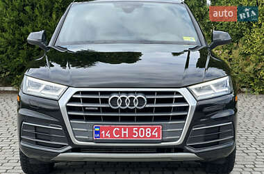 Внедорожник / Кроссовер Audi Q5 2018 в 