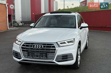 Внедорожник / Кроссовер Audi Q5 2019 в 