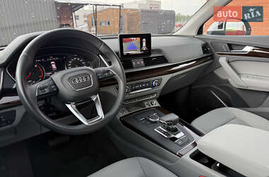 Внедорожник / Кроссовер Audi Q5 2019 в 