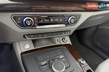 Внедорожник / Кроссовер Audi Q5 2019 в 