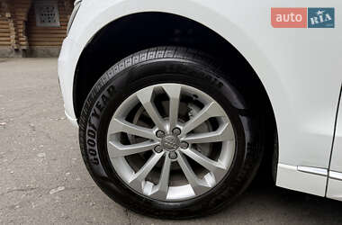 Внедорожник / Кроссовер Audi Q5 2012 в 