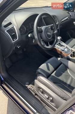 Внедорожник / Кроссовер Audi Q5 2015 в 