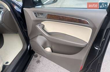 Внедорожник / Кроссовер Audi Q5 2015 в 