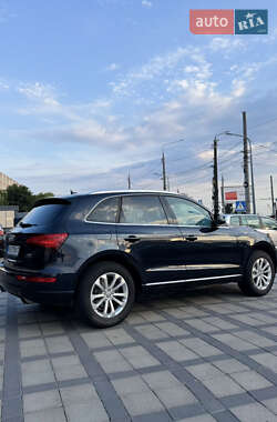 Внедорожник / Кроссовер Audi Q5 2015 в 