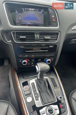 Внедорожник / Кроссовер Audi Q5 2015 в 