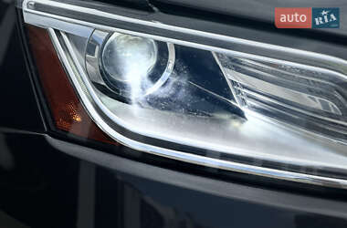 Внедорожник / Кроссовер Audi Q5 2015 в 