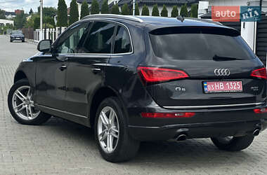 Внедорожник / Кроссовер Audi Q5 2015 в 