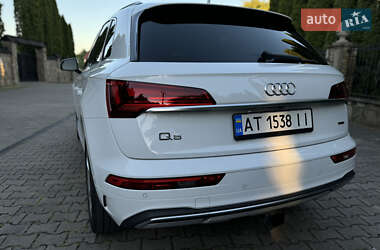 Внедорожник / Кроссовер Audi Q5 2021 в 