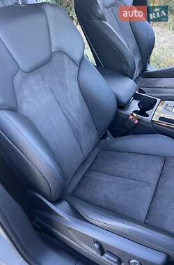 Внедорожник / Кроссовер Audi Q5 2017 в 