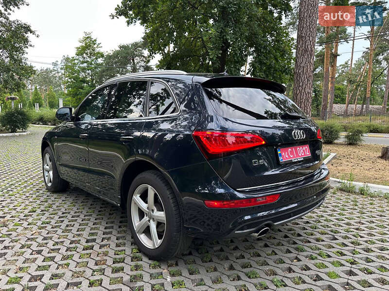 Позашляховик / Кросовер Audi Q5 2016 в 