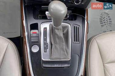 Внедорожник / Кроссовер Audi Q5 2012 в 