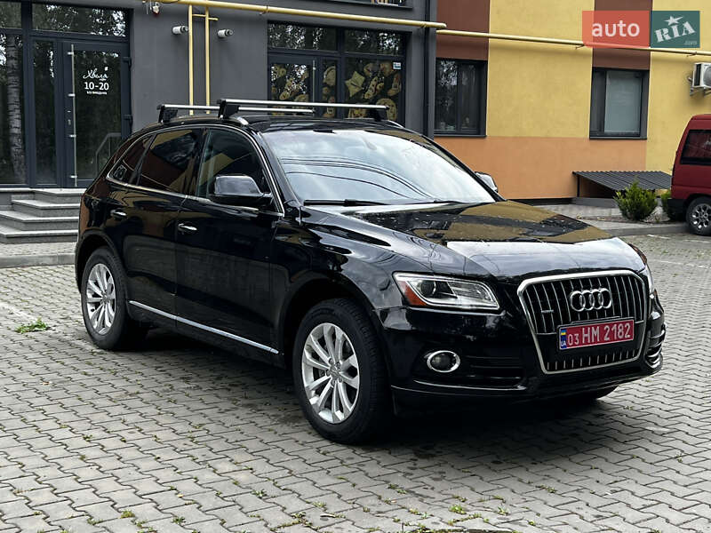 Внедорожник / Кроссовер Audi Q5 2015 в 