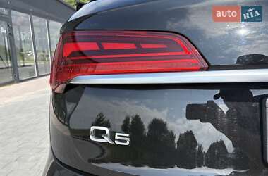 Внедорожник / Кроссовер Audi Q5 2021 в 