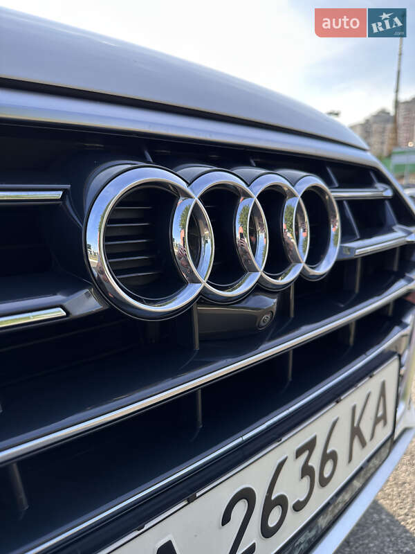 Внедорожник / Кроссовер Audi Q5 2017 в Киеве