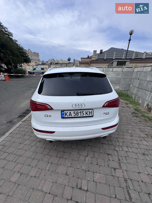 Внедорожник / Кроссовер Audi Q5 2012 в Киеве