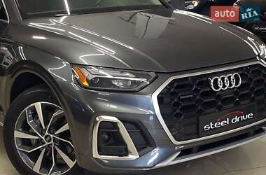 Внедорожник / Кроссовер Audi Q5 2022 в 