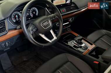 Внедорожник / Кроссовер Audi Q5 2022 в 