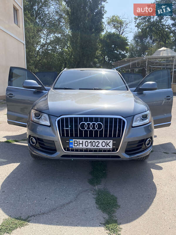 Внедорожник / Кроссовер Audi Q5 2012 в Одессе