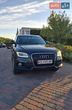 Внедорожник / Кроссовер Audi Q5 2015 в 