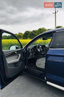 Внедорожник / Кроссовер Audi Q5 2019 в 
