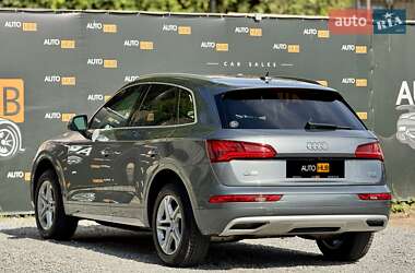Внедорожник / Кроссовер Audi Q5 2017 в 
