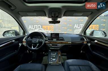 Внедорожник / Кроссовер Audi Q5 2017 в 