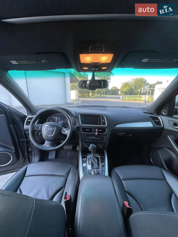 Внедорожник / Кроссовер Audi Q5 2011 в Виноградове