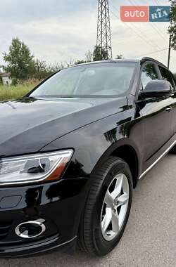 Внедорожник / Кроссовер Audi Q5 2016 в 