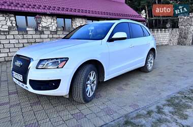 Позашляховик / Кросовер Audi Q5 2011 в Золочеві