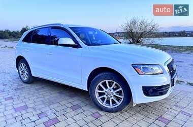 Внедорожник / Кроссовер Audi Q5 2011 в 